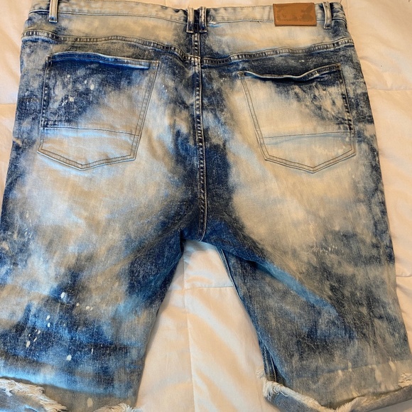 Mens denim shorts - Picture 2 of 8